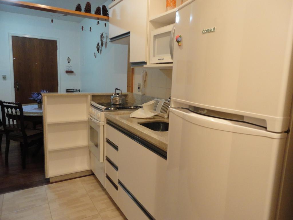 Apartamento Centro Gramado Ruang foto