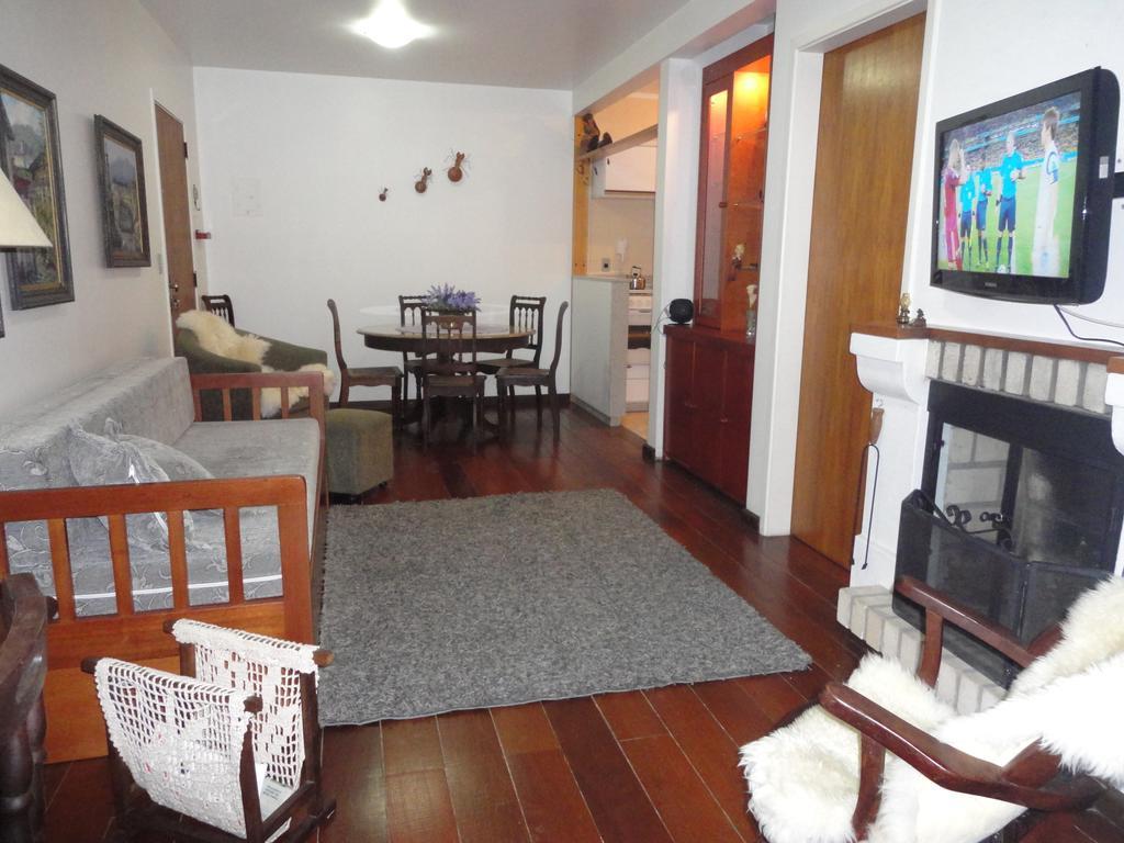 Apartamento Centro Gramado Ruang foto