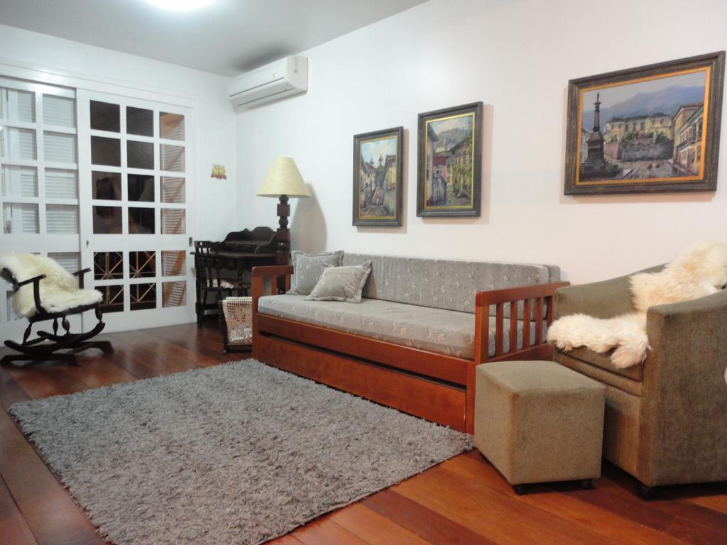 Apartamento Centro Gramado Ruang foto